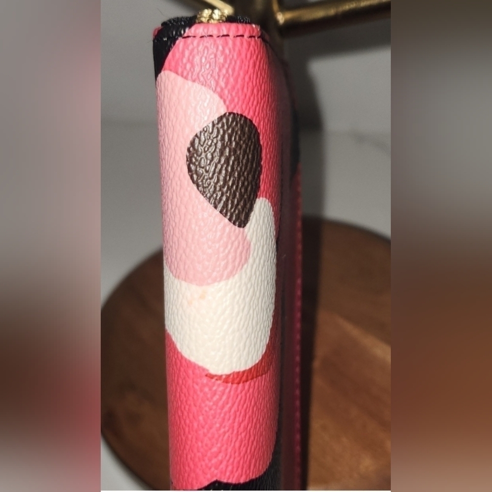 Kate Spade long wallet - Picture 8 of 9